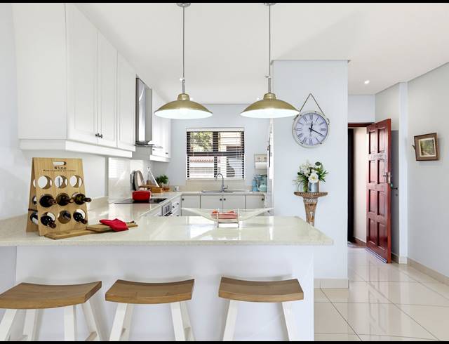 3 BEDROOM APARTMENT FOR SALE IN WILLARD BEACH